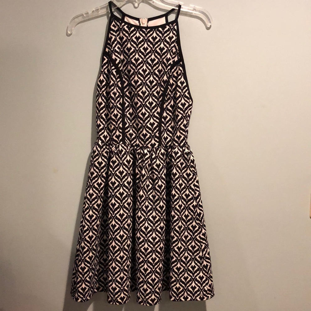 Black and white heart pattern dress